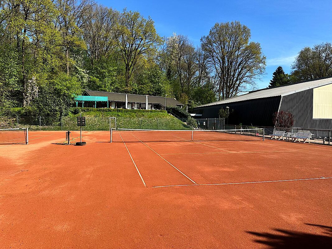 Blick auf das Clubhaus vom SV Grün-Weiss Harburg