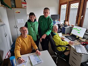 Die Turnierleitung hat alles im Griff